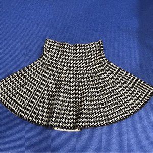 High waisted houndstooth skirt